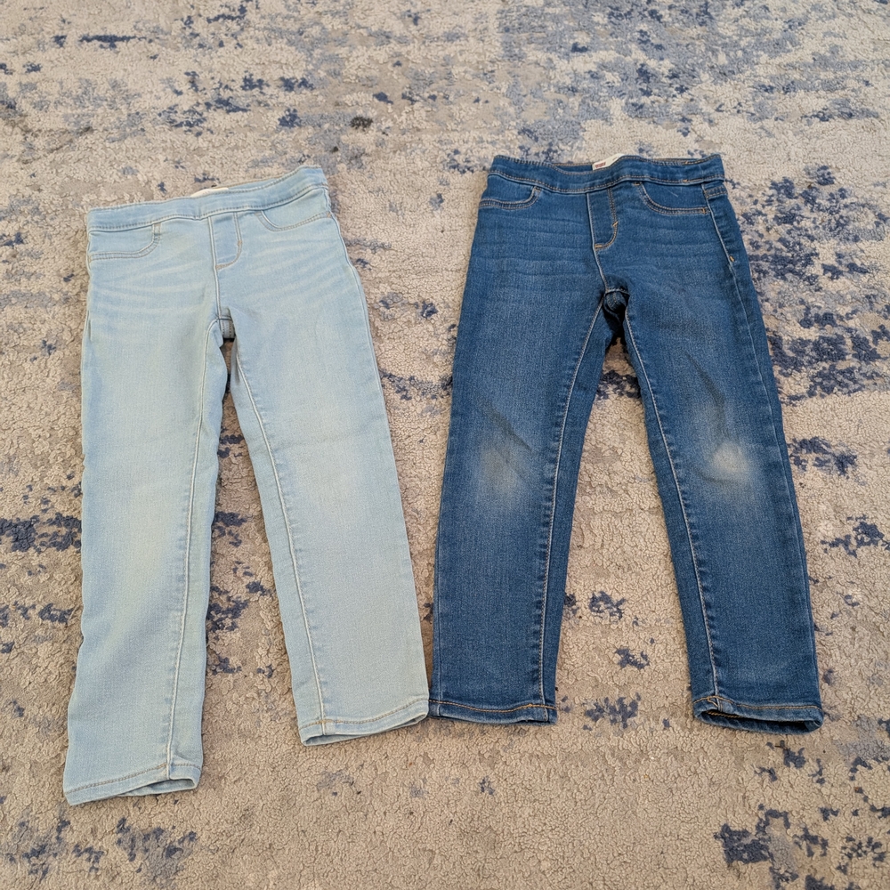 Levi's Classic Indigo Blue Jeans